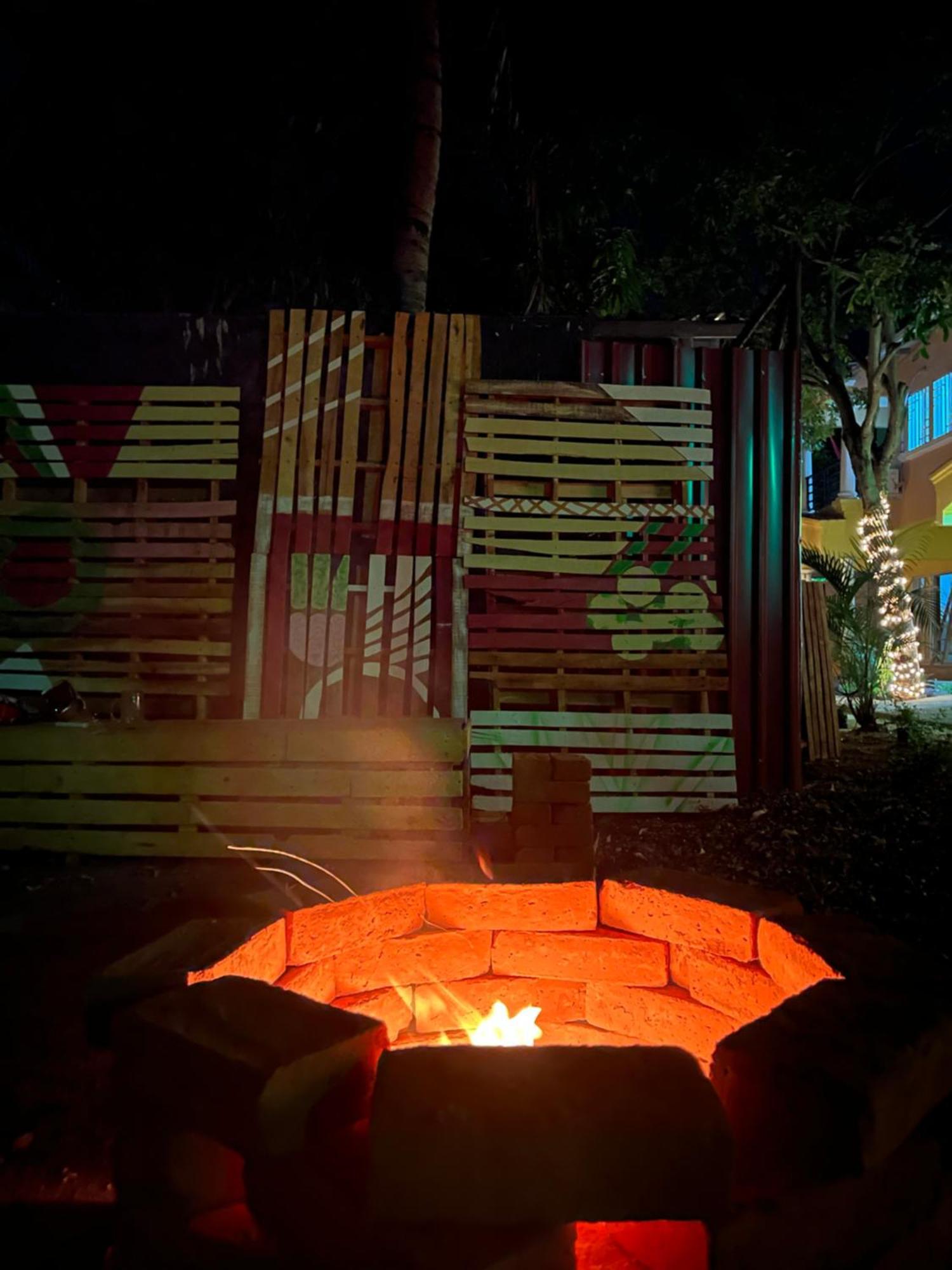 Mangohosting Hotel Comayagua Exterior photo